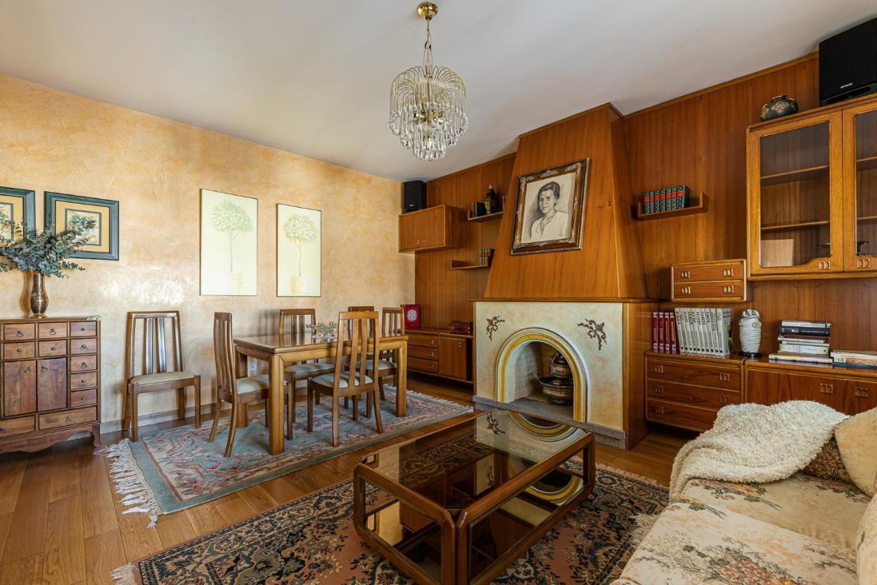 Waou Deluxe Cottage Titulcia 외부 사진
