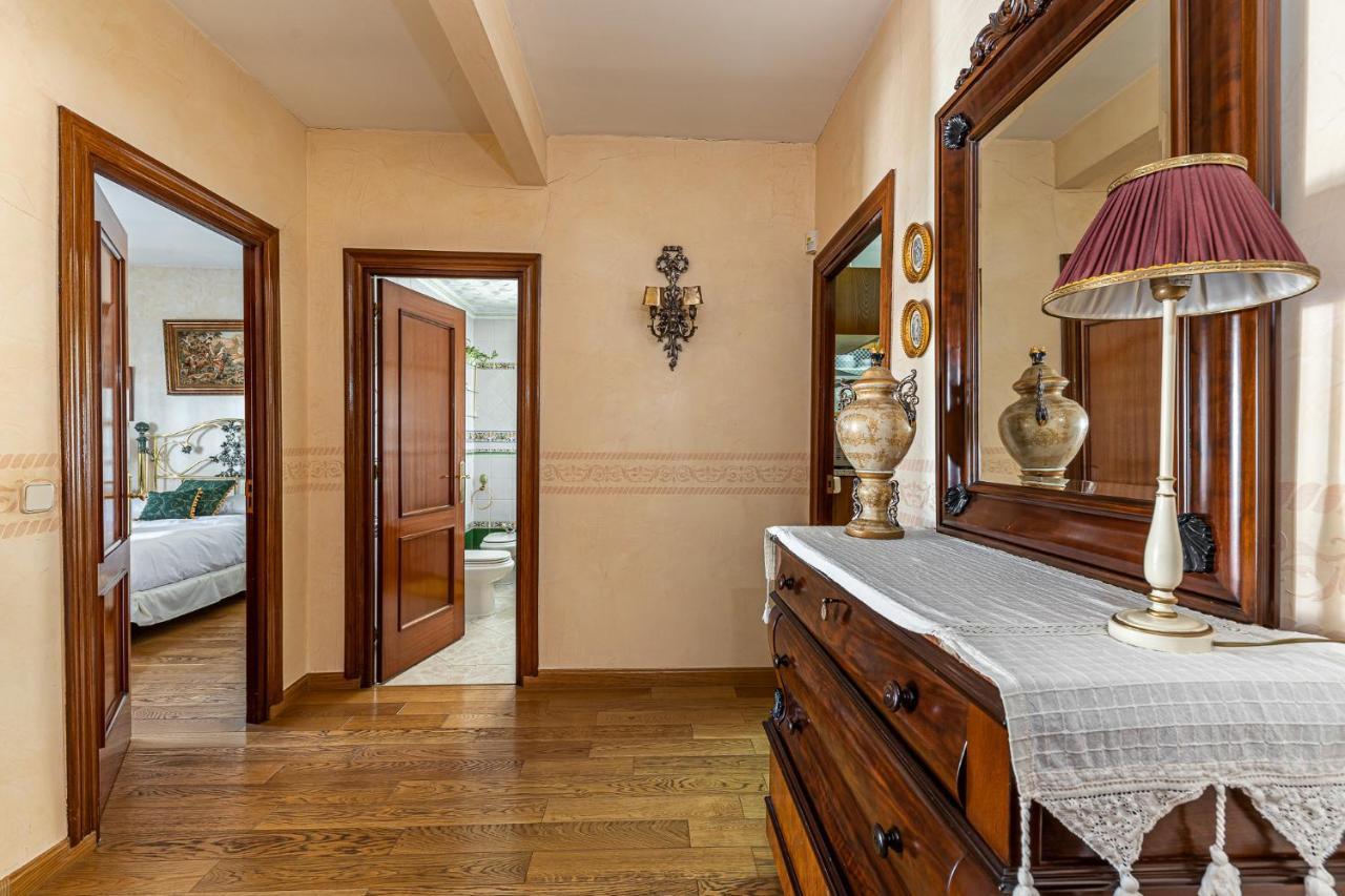 Waou Deluxe Cottage Titulcia 외부 사진